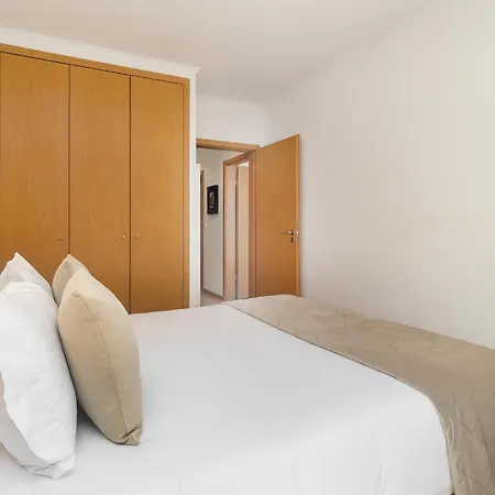 Апартаменты Whome Modern With Great Atmosphere Лиссабон