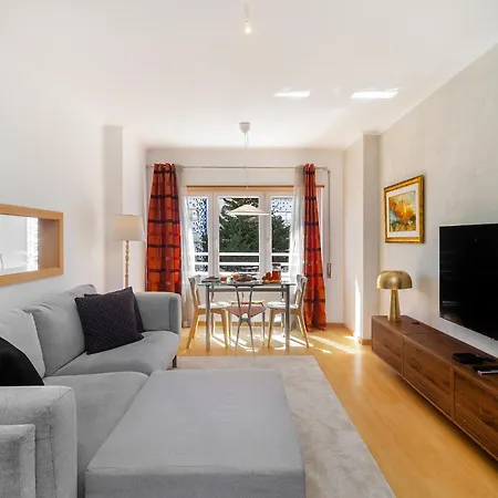 Whome Modern With Great Atmosphere Lisbon