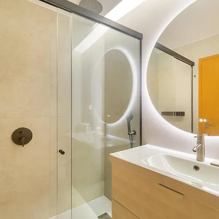 Whome Modern With Great Atmosphere 아파트 *