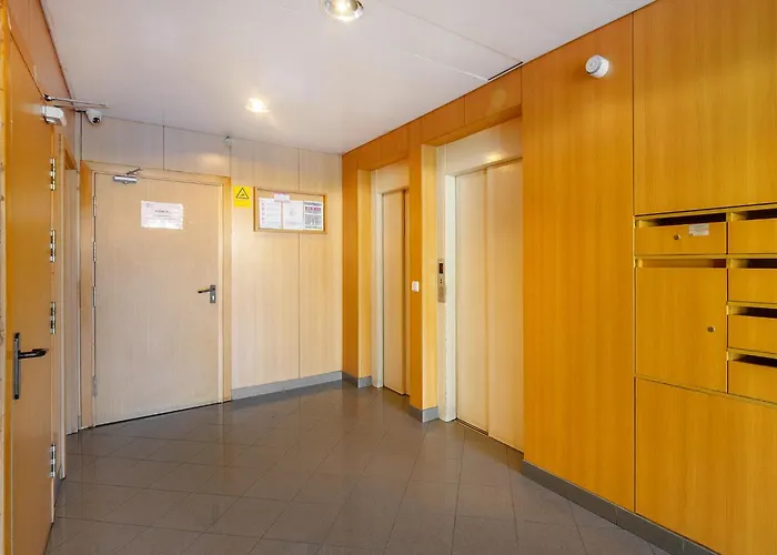 Whome Modern With Great Atmosphere Apartment *